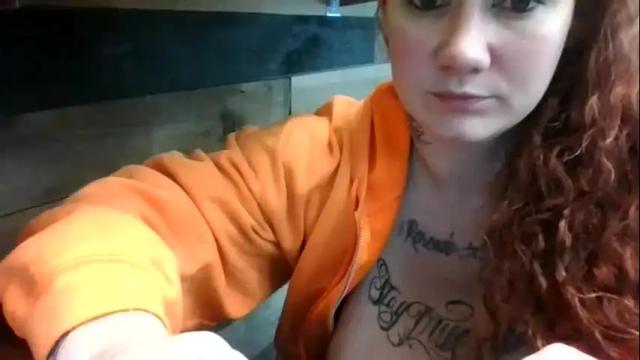 Image 2 of snowbunnyballs Stream on Chaturbate on 14 months ago