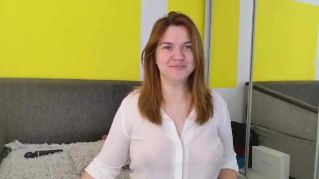 Image 3 of snowflakec Stream on Chaturbate on 17 months ago