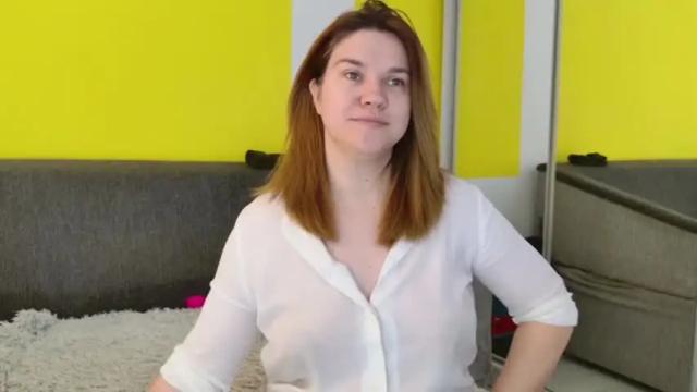Image 4 of snowflakec Stream on Chaturbate on 14 months ago