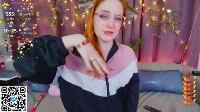 Image 7 of snowwhite_fox Stream on Chaturbate on 3 months ago