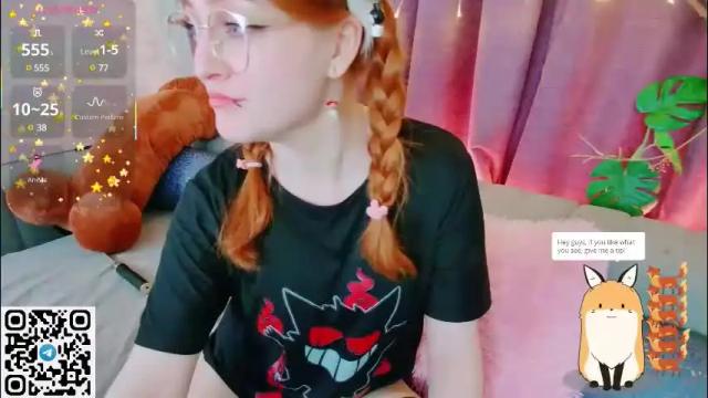 Image 2 of snowwhite_fox Stream on Chaturbate on 3 months ago