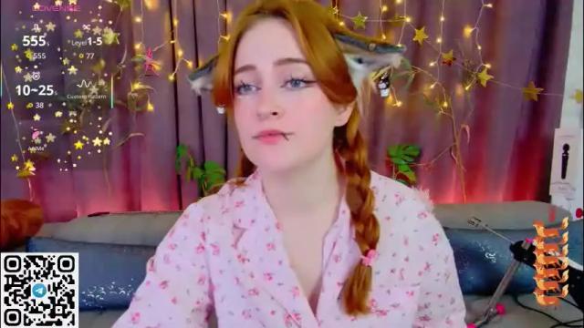 Image 11 of snowwhite_fox Stream on Chaturbate on 2 months ago