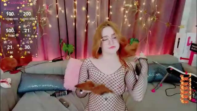Image 3 of snowwhite_fox Stream on Chaturbate on 2 months ago