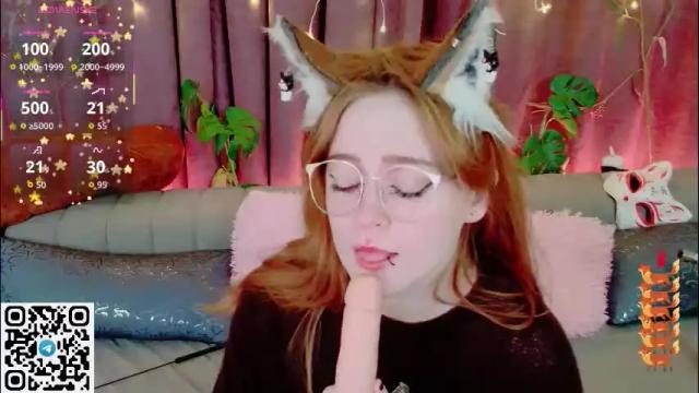 Image 11 of snowwhite_fox Stream on Chaturbate on 1 month ago
