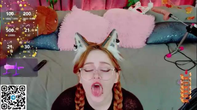 Image 3 of snowwhite_fox Stream on Chaturbate on 1 month ago