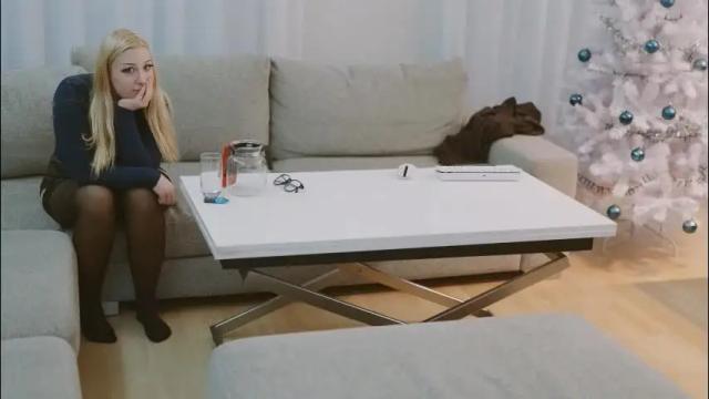 Image 4 of snowyphoenix Stream on Chaturbate on 1 month ago