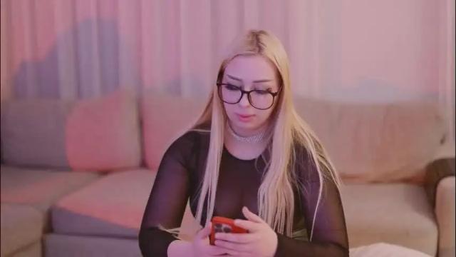 Thumbnail 1, snowyphoenix's Stream at Chaturbate, 7 days ago