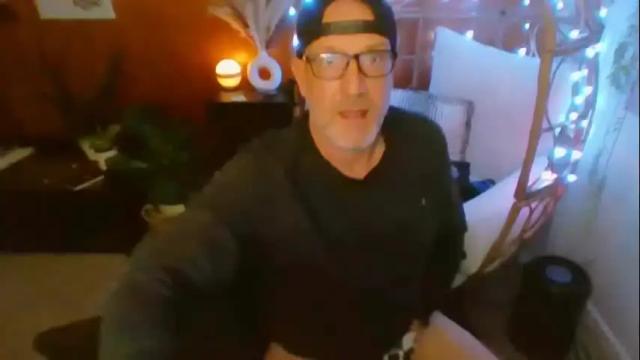 Thumbnail 3, snugglemeat935252's Stream at Chaturbate, 19 months ago