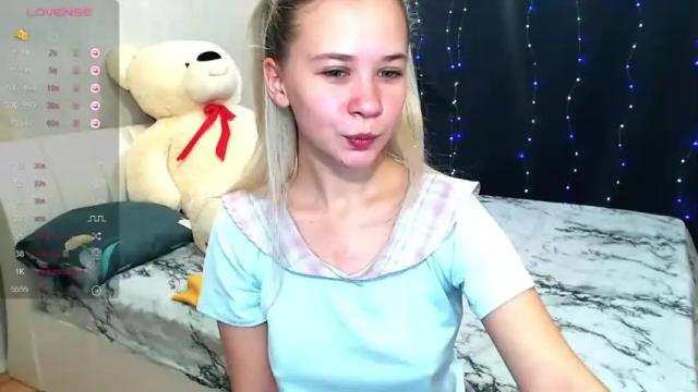 Thumbnail 2, so_cute_holly's Stream at Chaturbate, 21 months ago