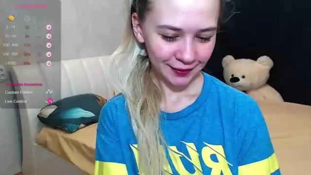 Thumbnail 2, so_cute_holly's Stream at Chaturbate, 19 months ago