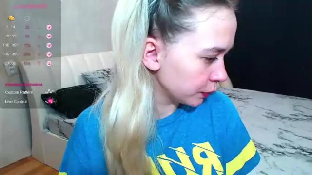 Thumbnail 3, so_cute_holly's Stream at Chaturbate, 19 months ago