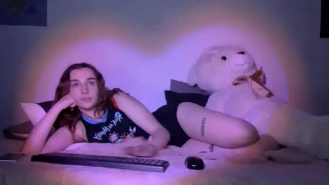 Image 8 of so_icy_ivy Stream on Chaturbate on 13 months ago