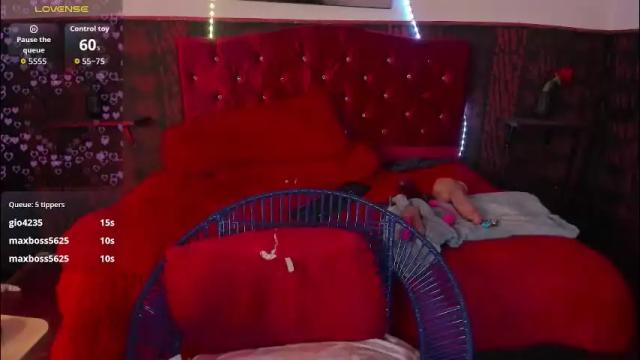 Image 8 of sobigcurvy44 Stream on Chaturbate on 1 month ago