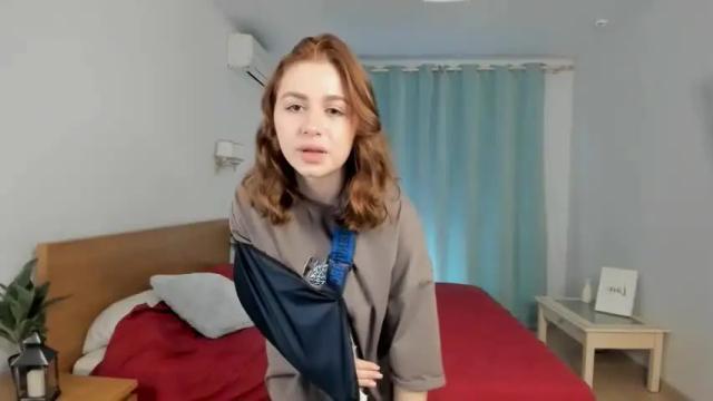 Image 11 of soda_love Stream on Chaturbate on 14 months ago