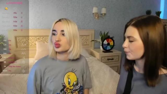 Image 2 of soda_love Stream on Chaturbate on 13 months ago