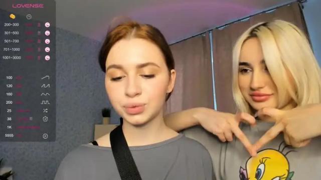 Image 7 of soda_love Stream on Chaturbate on 13 months ago