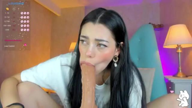 Image 10 of soffi_moon Stream on Chaturbate on 19 months ago