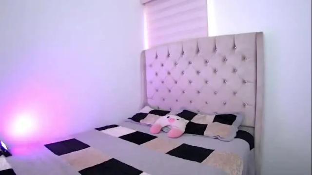 Thumbnail 1, soffi_rousel_'s Stream at Chaturbate, 1 month ago