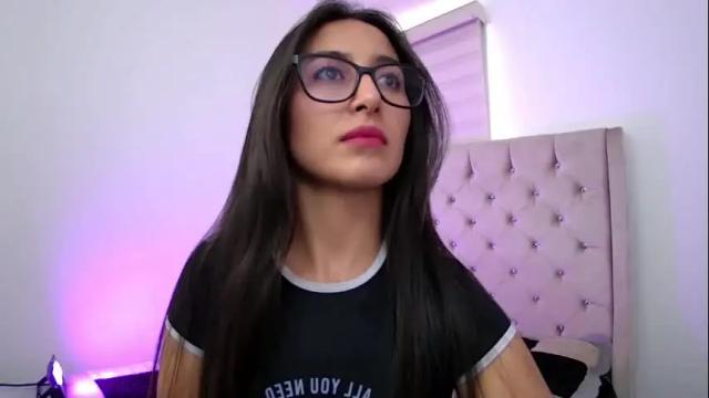 Image 10 of soffi_rousel_ Stream on Chaturbate on 9 days ago