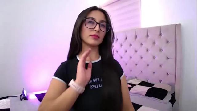 Image 4 of soffi_rousel_ Stream on Chaturbate on 9 days ago