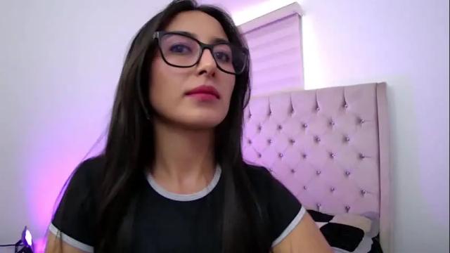 Image 6 of soffi_rousel_ Stream on Chaturbate on 9 days ago