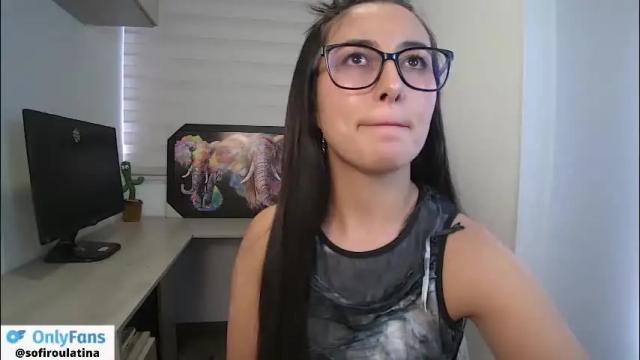 Image 3 of soffi_rousel_ Stream on Chaturbate on 1 month ago