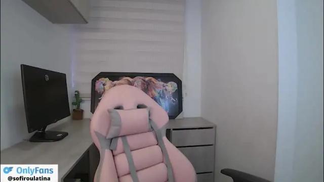 Image 11 of soffi_rousel_ Stream on Chaturbate on 21 days ago