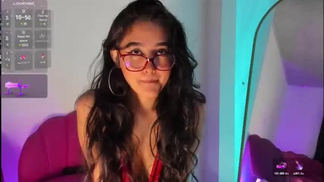 Image 10 of soffi_sweet1 Stream on Chaturbate on 2 months ago