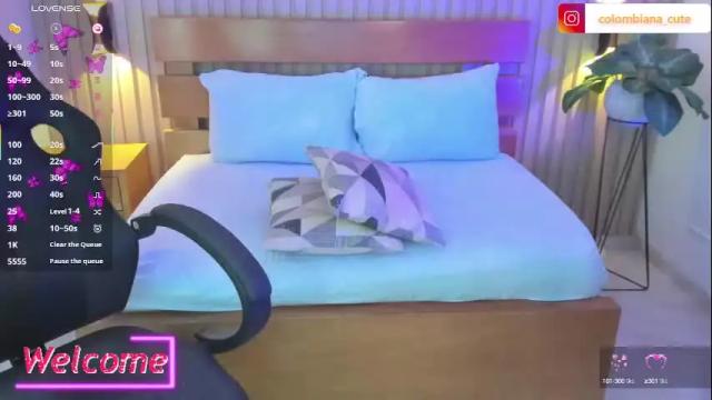 Image 3 of soffia_modre Stream on Chaturbate on 4 months ago