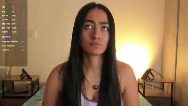 Image 4 of soffiarose Stream on Chaturbate on 24 days ago