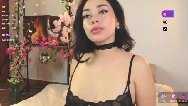 Image 4 of soffimoon_ Stream on Chaturbate on 2 months ago
