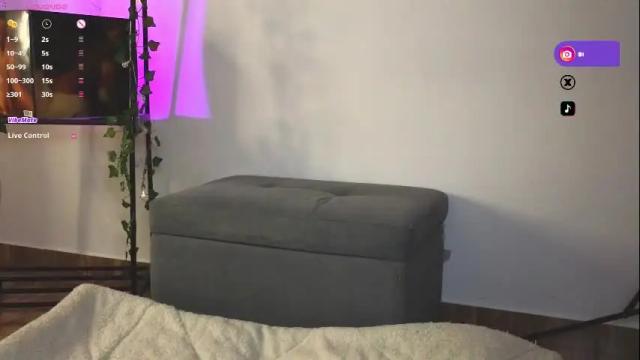 Image 8 of soffimoon_ Stream on Chaturbate on 27 days ago