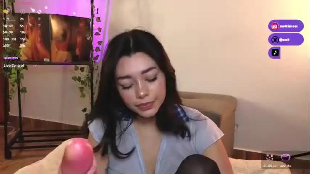 Image 6 of soffimoon_ Stream on Chaturbate on 24 days ago
