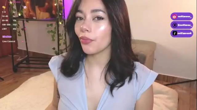 Image 4 of soffimoon_ Stream on Chaturbate on 11 days ago