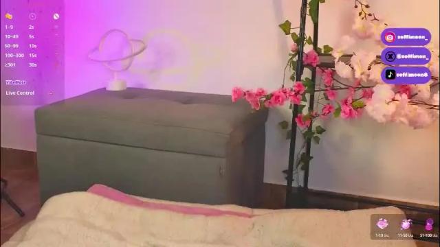 Image 6 of soffimoon_ Stream on Chaturbate on 5 months ago