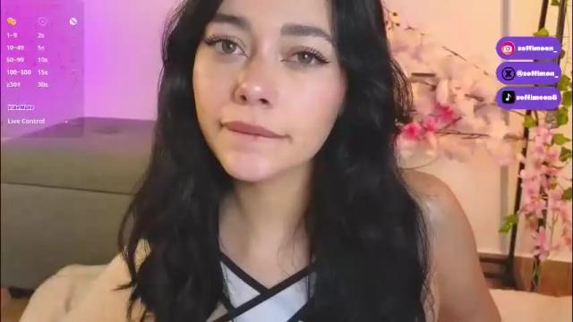 Image 12 of soffimoon_ Stream on Chaturbate on 5 months ago
