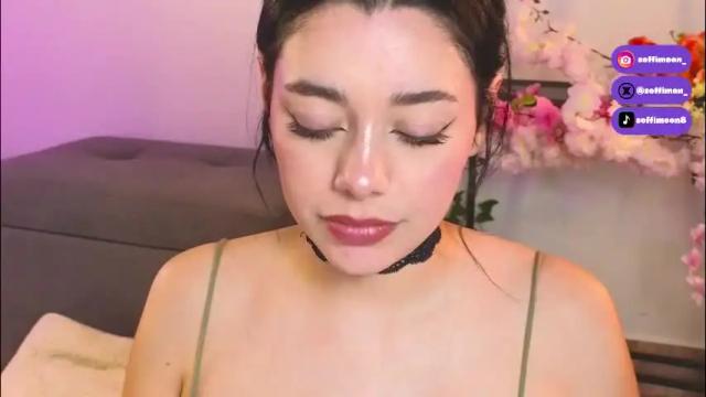 Image 8 of soffimoon_ Stream on Chaturbate on 4 months ago