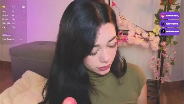 Image 3 of soffimoon_ Stream on Chaturbate on 4 months ago