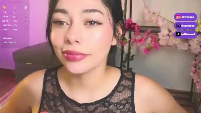 Image 8 of soffimoon_ Stream on Chaturbate on 4 months ago