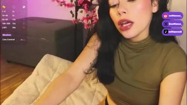 Image 2 of soffimoon_ Stream on Chaturbate on 4 months ago