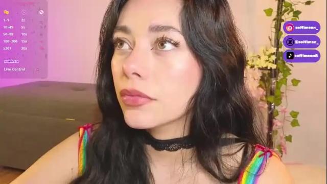 Image 8 of soffimoon_ Stream on Chaturbate on 3 months ago