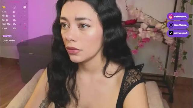 Image 10 of soffimoon_ Stream on Chaturbate on 3 months ago