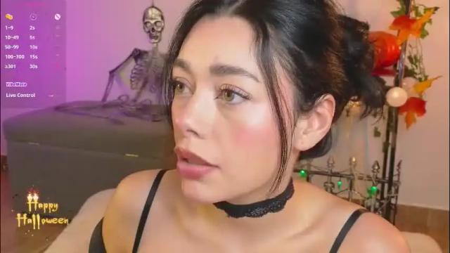 Image 4 of soffimoon_ Stream on Chaturbate on 3 months ago