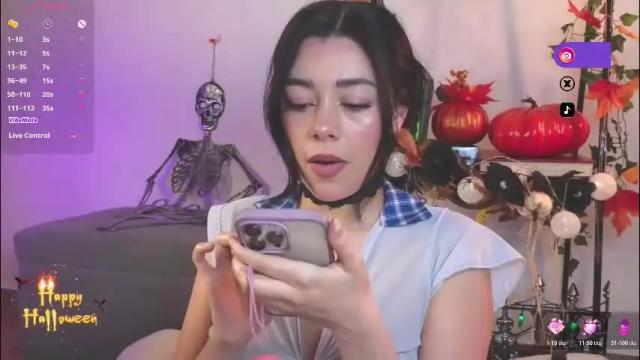 Image 2 of soffimoon_ Stream on Chaturbate on 2 months ago