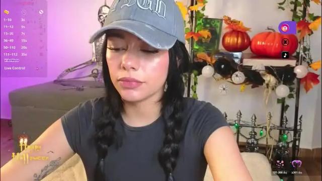 Image 4 of soffimoon_ Stream on Chaturbate on 2 months ago