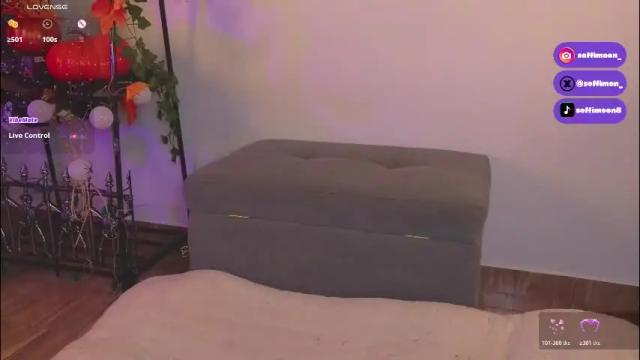 Image 7 of soffimoon_ Stream on Chaturbate on 2 months ago