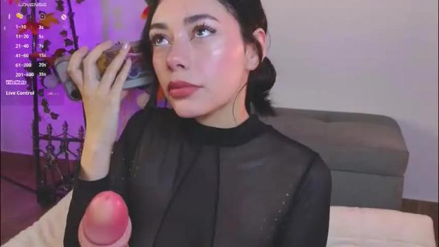 Image 2 of soffimoon_ Stream on Chaturbate on 1 month ago