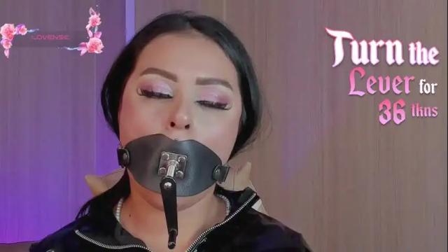 Image 12 of soffiqueen Stream on Chaturbate on 19 days ago