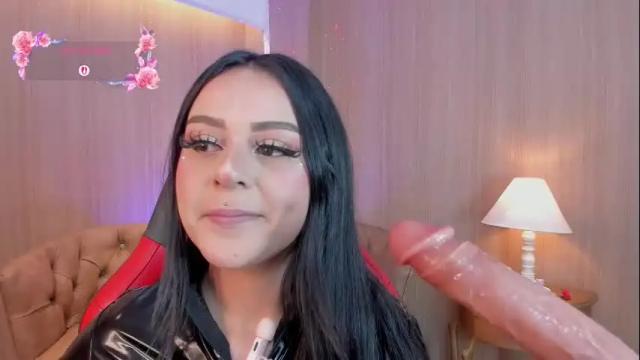 Image 6 of soffiqueen Stream on Chaturbate on 1 month ago