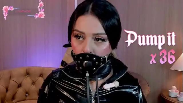 Image 11 of soffiqueen Stream on Chaturbate on 1 month ago